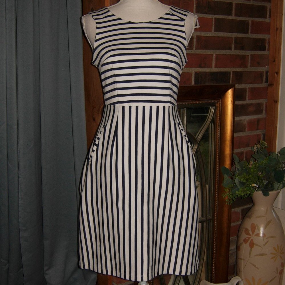 Old Navy Striped Dress XS